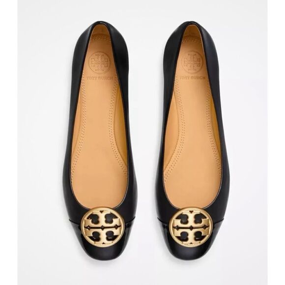 Tory Burch Chelsea Cap-Toe Leather Ballet Flat in Blackk - Picture 2 of 9